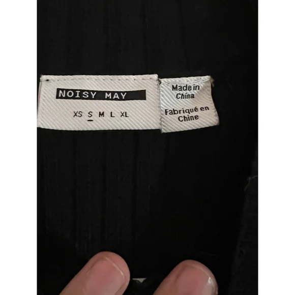 NOISY MAY Black & Beige Striped Ribbed Crew Neck Sweater Women’s Size S EUC - Picture 9 of 10